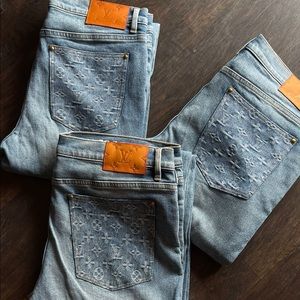 Louis Vuitton ORIGINAL Denims with ORIGINAL MRP TAGS AND BARCODE SCANNER